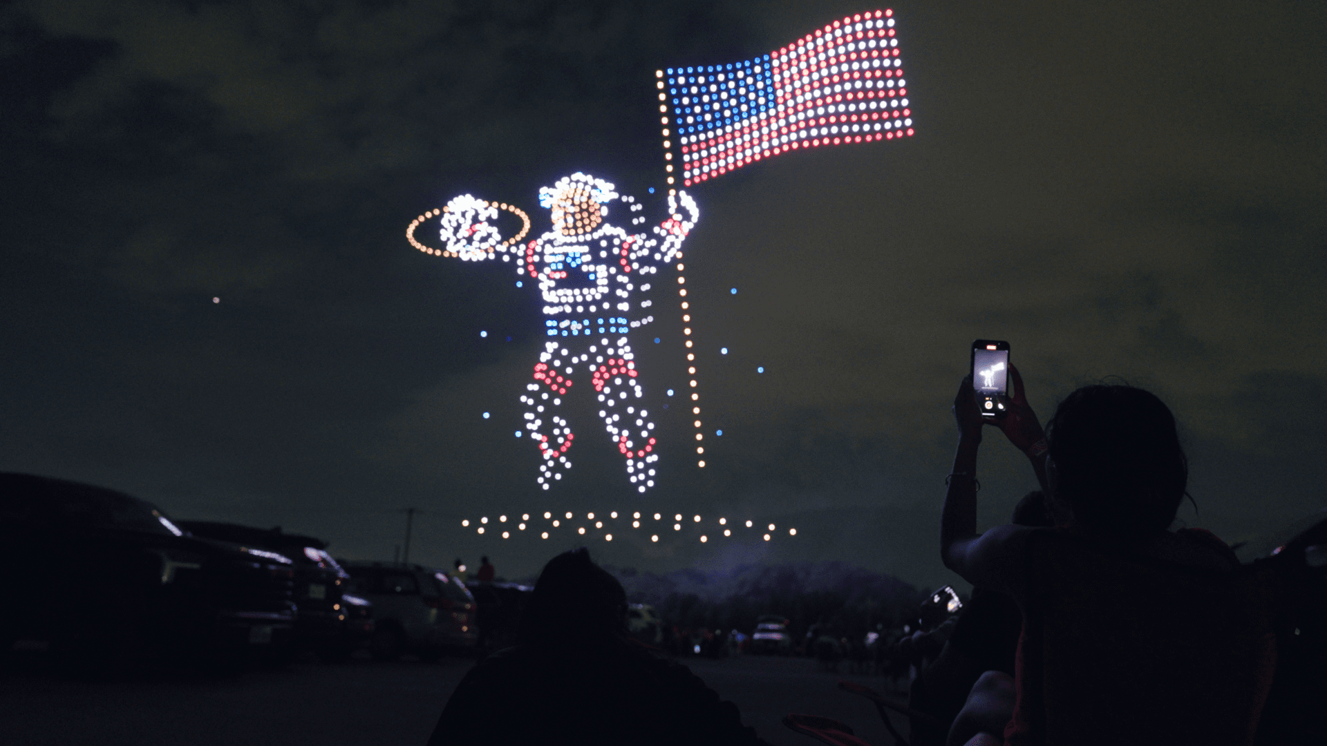 https://skyelementsdrones.com/drone-light-show/fourth-of-july-drone-shows/